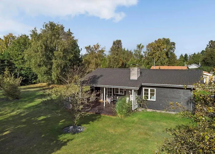 M352-vaeggerlose-pebertraevej-1 Ferienhaus